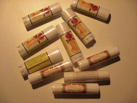 Bálsamo de cutículas y de labios.