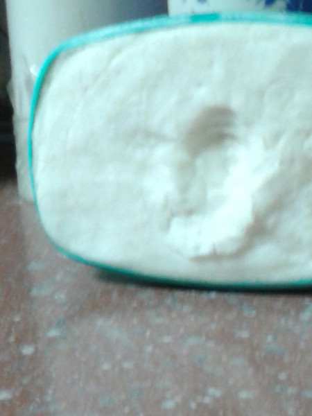 Luego de refundido quedo como plastilina! le esta costando Secar