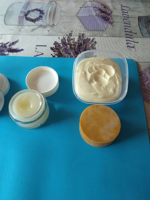 Desodorante piés, jabón y crema