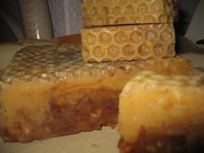 jabon cera de abejas y miel