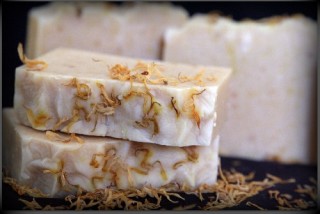 Jabón de caléndula para bebés