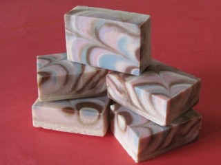 Jabón Cascada con Leche de Cabra y Cacao.