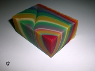 Jabón Column Swirl